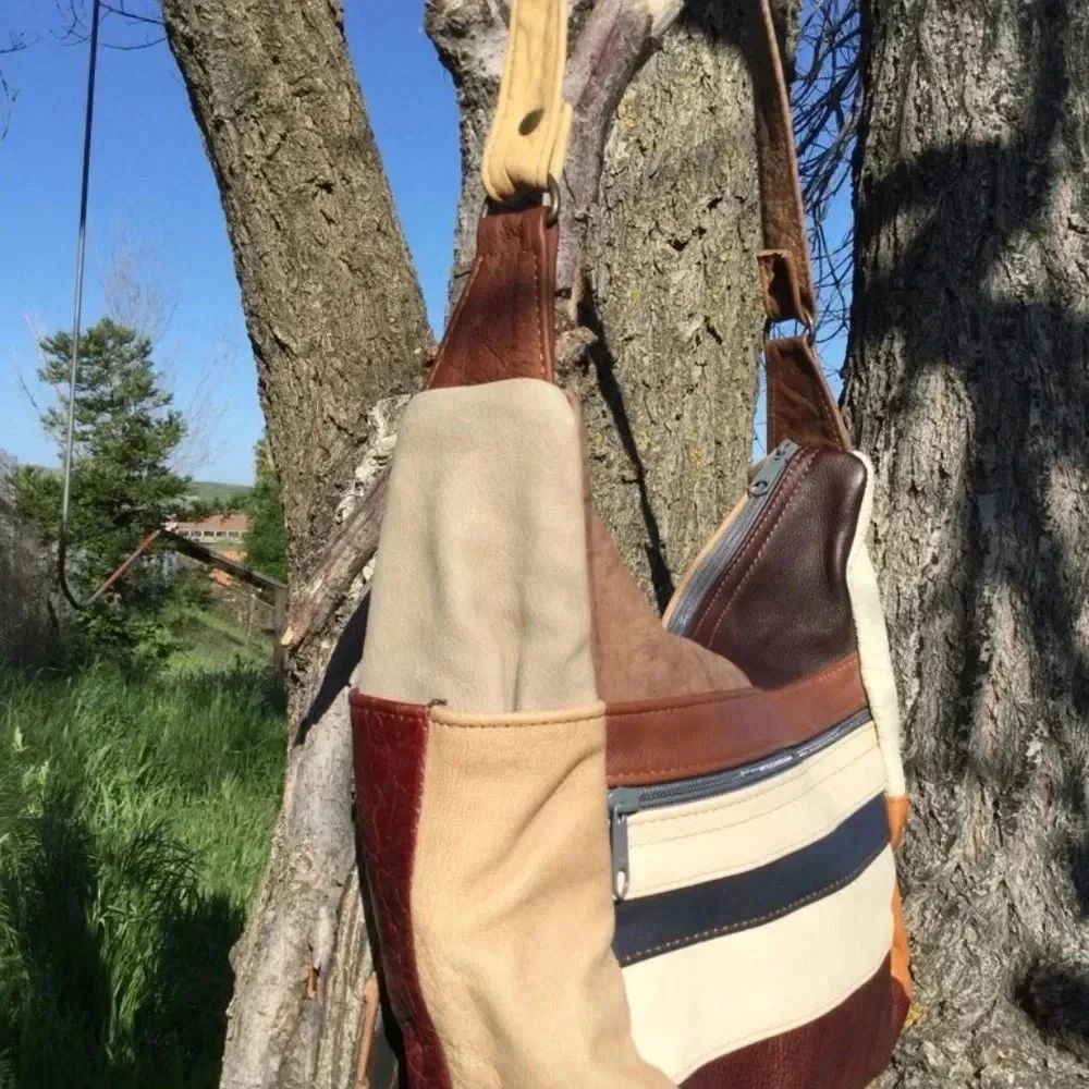 Vintage 70s Brown Natural Pebbled Leather Patchwork Boho Hobo Crossbody Bag